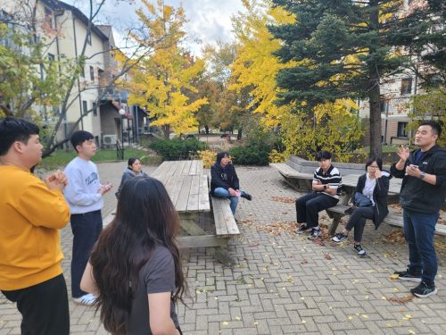 02EBAAEA-E3F9-4F16-B855-78F9455F79CB 1 105 c