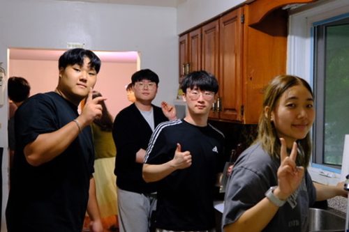 76674B1E-9308-4433-82BB-C52C870B7623 4 5005 c